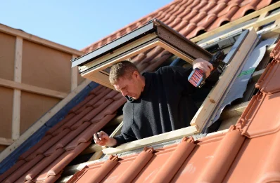 Pose de fenêtres de toit Velux à Raillimont